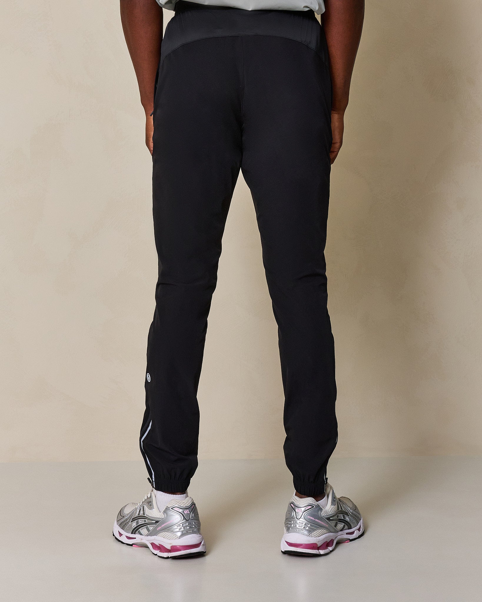 Depth Tech Running Suit Black