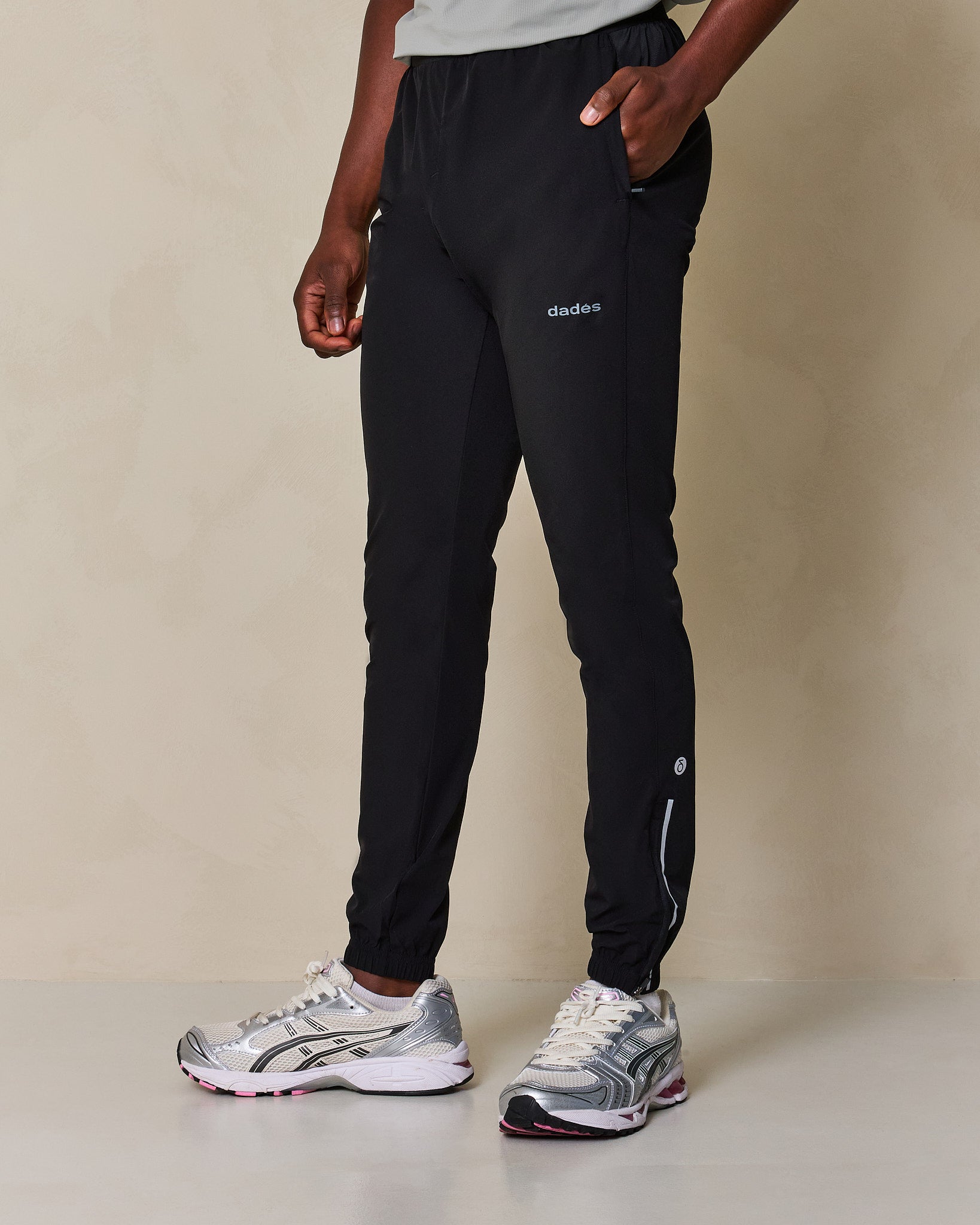 Depth Pants Aerozip Black