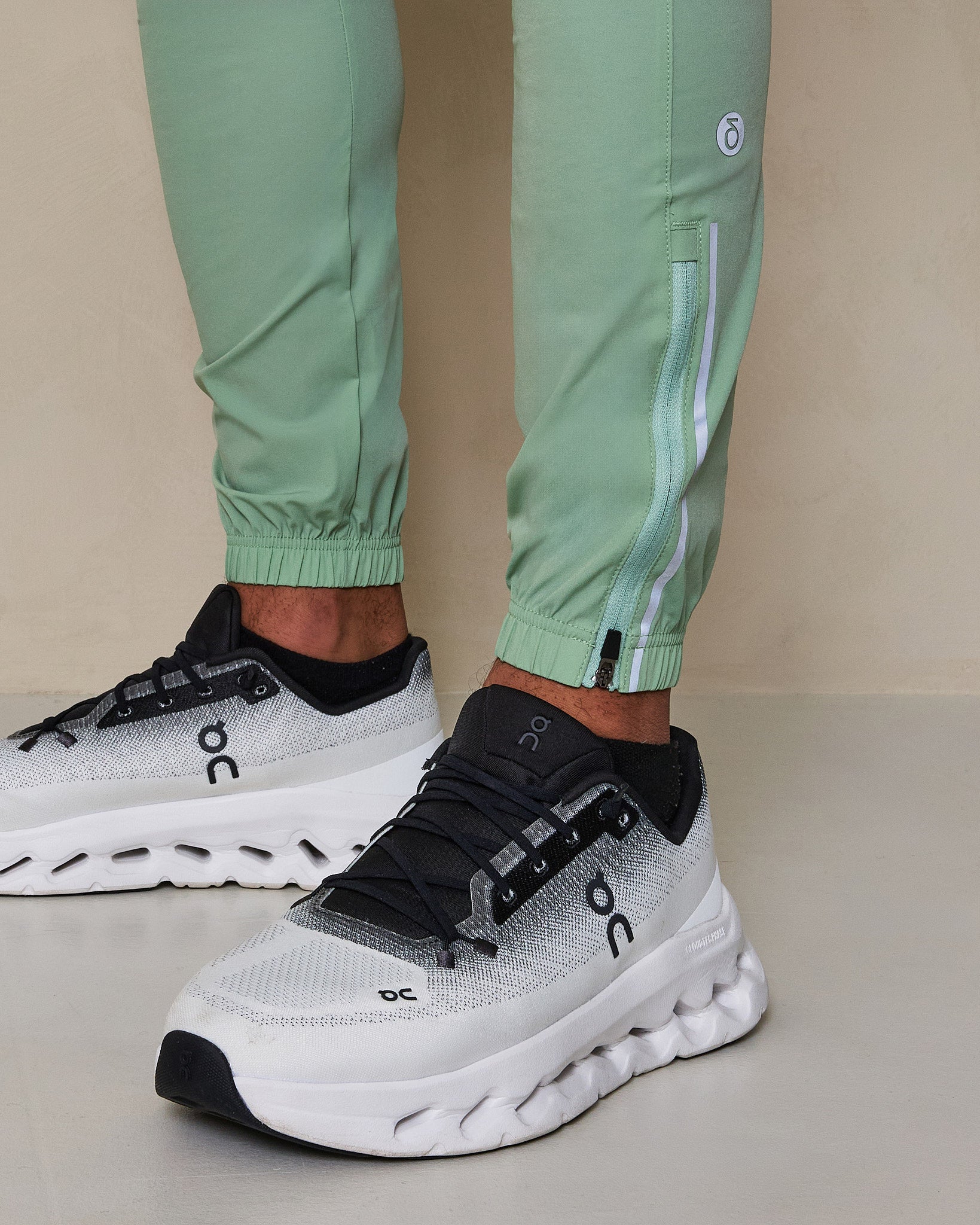 Depth Pants Aerozip Green