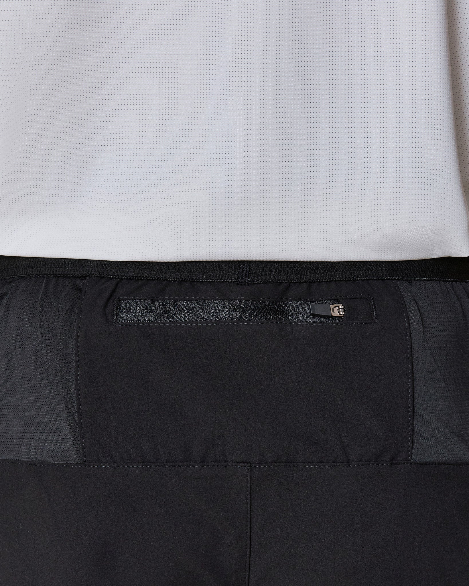 Depth Short Limited Black