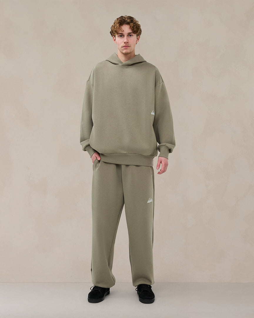 Signature Oversized Jogger Soft Sage