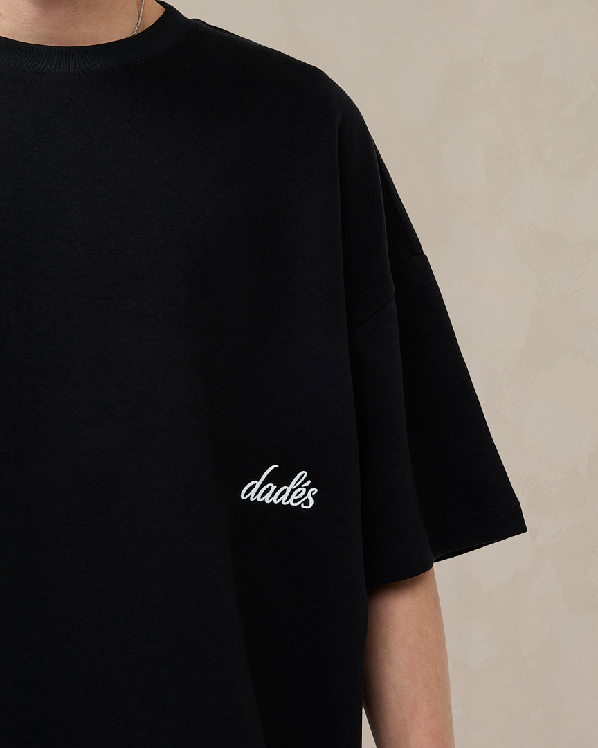 Signature Oversized T-Shirt Midnight Black – Dadés Official