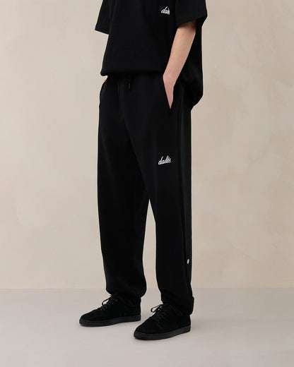 Signature Oversized Jogger Midnight Black