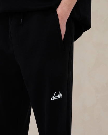 Signature Oversized Jogger Midnight Black