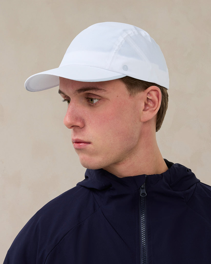 Depth Reflective Cap White